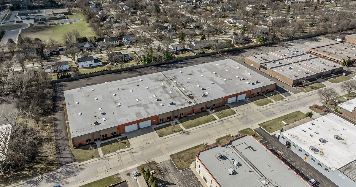 3631-3665 commercial ave northbrook aerial